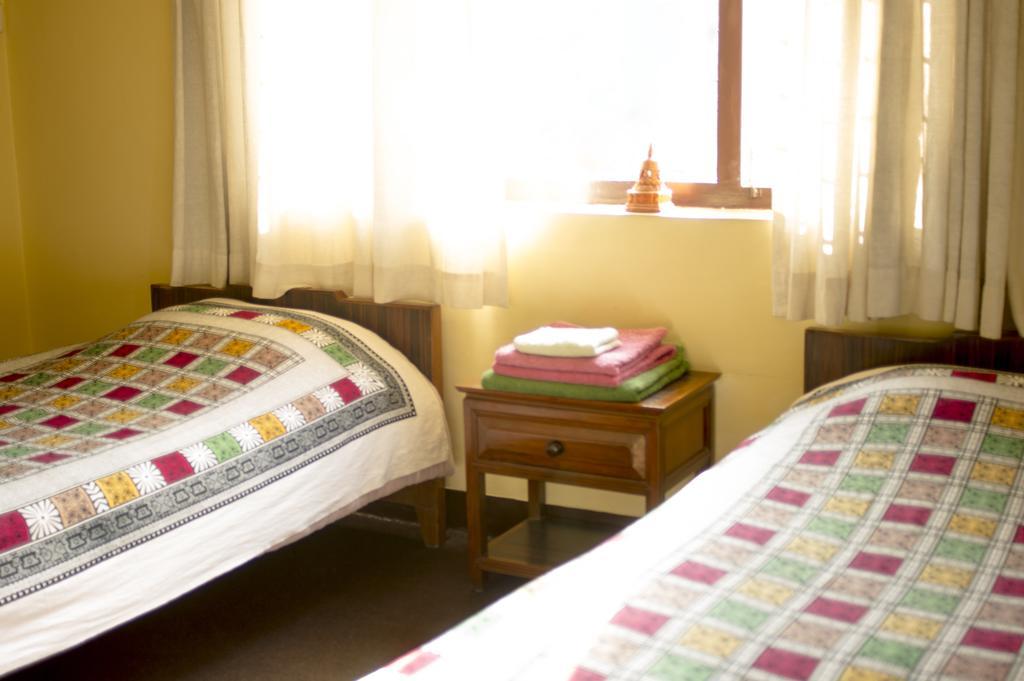 Swayambhu View Guest House กาฐมาณฑุ ภายนอก รูปภาพ