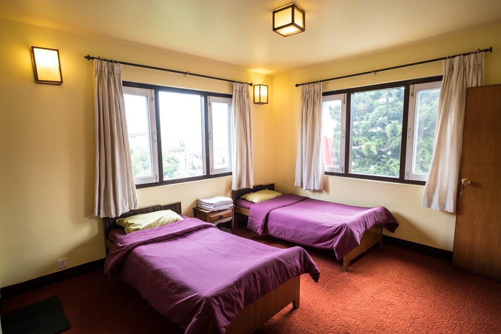 Swayambhu View Guest House กาฐมาณฑุ ภายนอก รูปภาพ