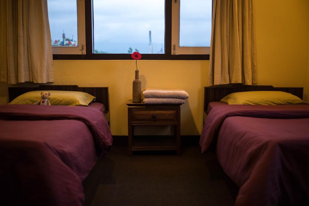 Swayambhu View Guest House กาฐมาณฑุ ภายนอก รูปภาพ