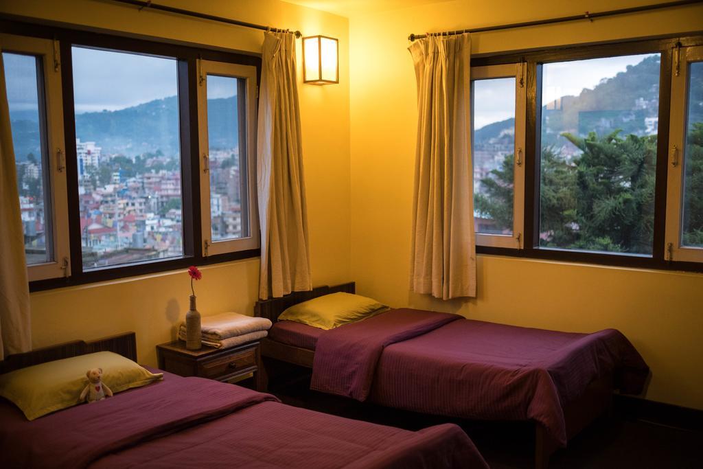Swayambhu View Guest House กาฐมาณฑุ ภายนอก รูปภาพ
