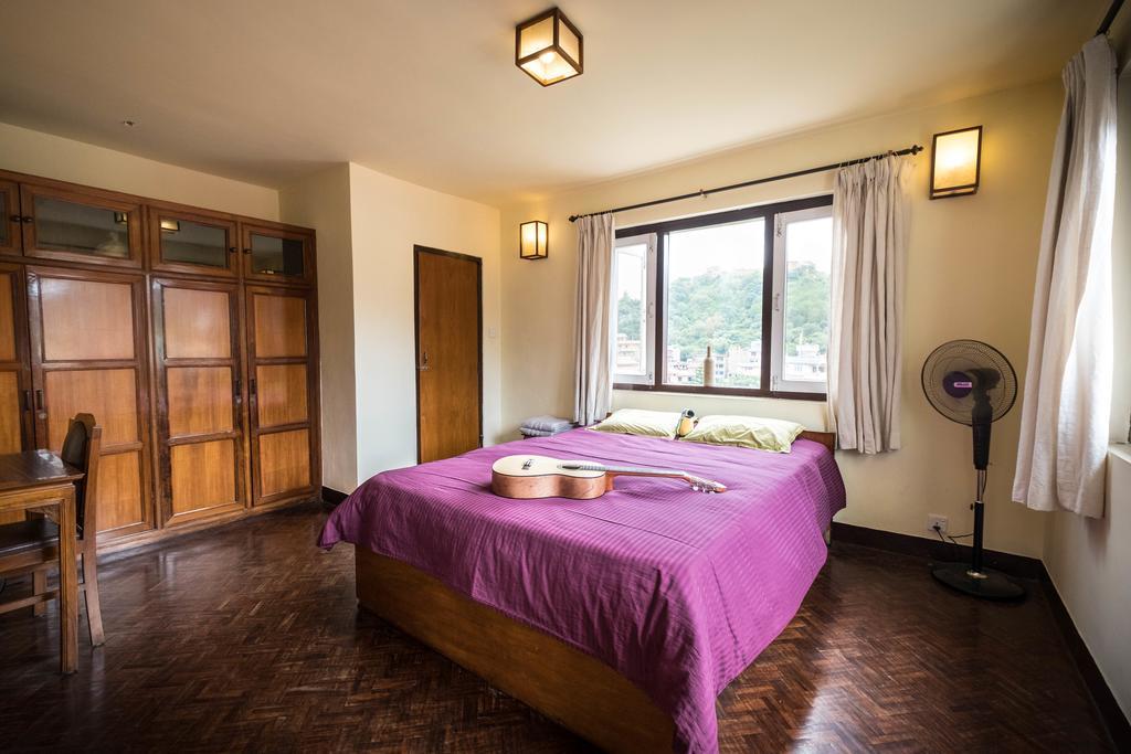 Swayambhu View Guest House กาฐมาณฑุ ภายนอก รูปภาพ