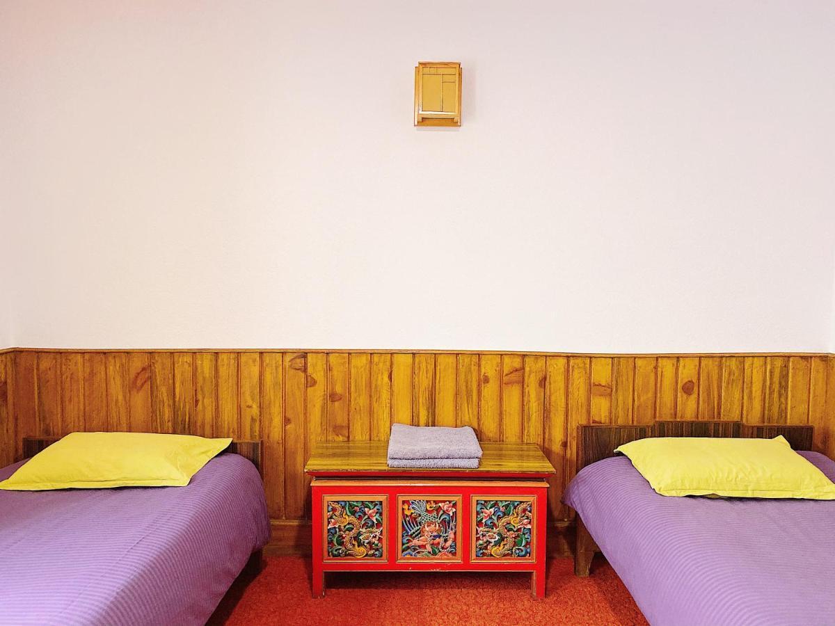 Swayambhu View Guest House กาฐมาณฑุ ภายนอก รูปภาพ